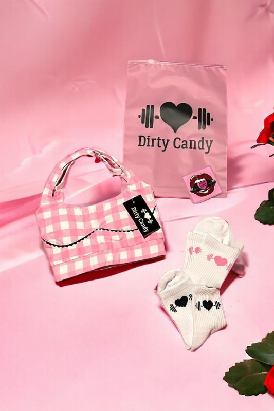Malibu Sports Bra (Pink Gingham)+Socks (blk logo+pink logo)